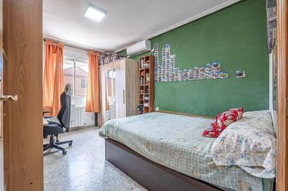 Piso en venta en Polígono Cartuja – La Paz en Granada