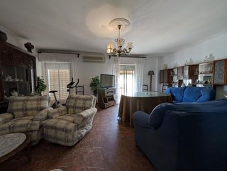 Piso en venta en Linares