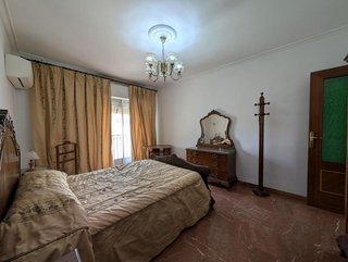 Piso en venta en Linares