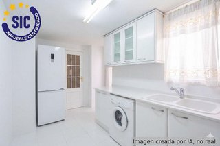 Piso en venta en La Malva-rosa en Valencia