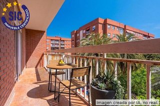 Piso en venta en La Malva-rosa en Valencia