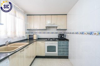 Piso en venta en La Malva-rosa en Valencia