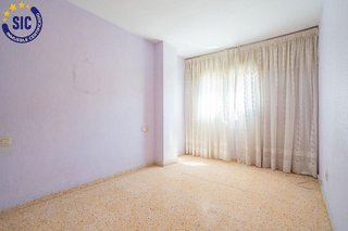 Piso en venta en La Malva-rosa en Valencia