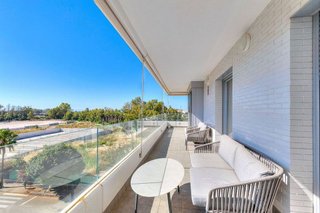 Piso en venta en Nueva Andalucía centro en Marbella