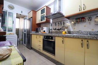 Piso en venta en Santa Catalina - Canteras en Palmas de Gran Canaria(Las)