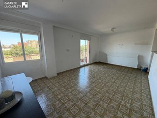 Piso en venta en Zona Centro en Xirivella