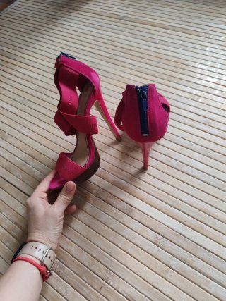 Sandalias tacón fucsia talla 35