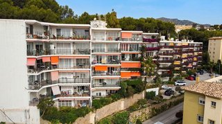 Piso en venta en Montemar en Torremolinos