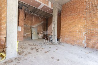 Local comercial en venta en San Isidro - Los Almendros en Alcalá de Henares