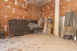 Local comercial en venta en San Isidro - Los Almendros en Alcalá de Henares