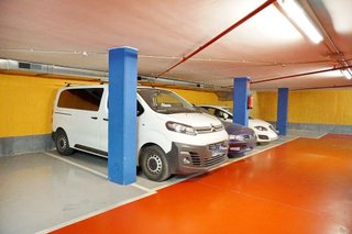 Garaje en alquiler en Sants en Barcelona