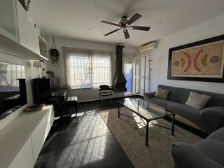 Casa adosada en venta en Gelves