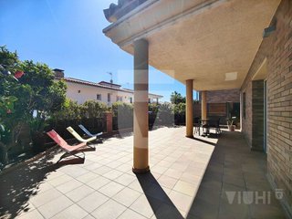 Chalet en venta en Premià de Dalt