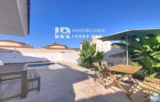 Chalet en venta en Empuriabrava en Castelló d´Empúries