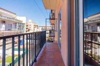 Piso en venta en Creu de la Mà - Rally sud en Figueres