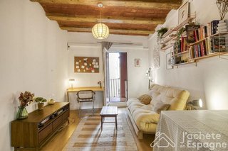 Piso en venta en El Raval en Barcelona