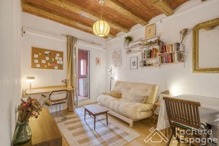 Piso en venta en El Raval en Barcelona