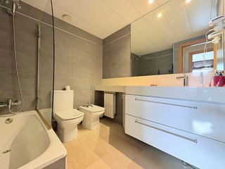 Piso en venta en Santa Eulàlia en Hospitalet de Llobregat, L´
