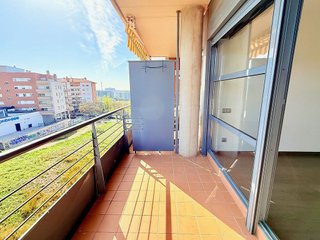 Piso en venta en Can Calders - Mas Lluí - Roses Castellbell en Sant Feliu de Llobregat
