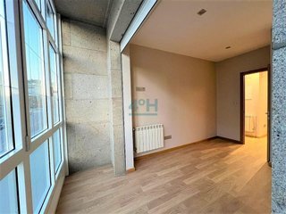 Piso en venta en Posío en Ourense