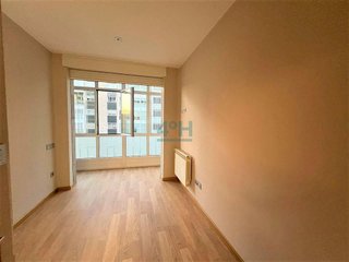 Piso en venta en Posío en Ourense