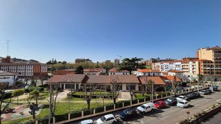 Piso en venta en Campo de la Juventud en Palencia