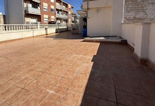 Chalet en venta en Elda