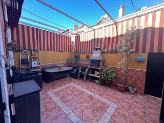 Casa adosada en venta en Montequinto en Dos Hermanas