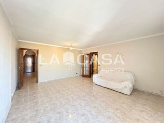 Piso en venta en Artigas - Llefià en Badalona