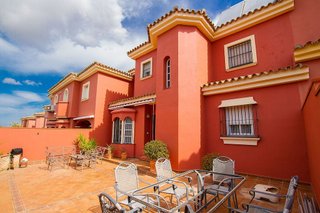 Casa adosada en venta en Núcleo Urbano en Chiclana de la Frontera