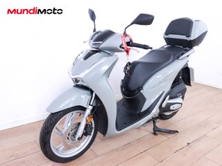 HONDA SCOOPY 125I SH D CONFORT TOPBOX