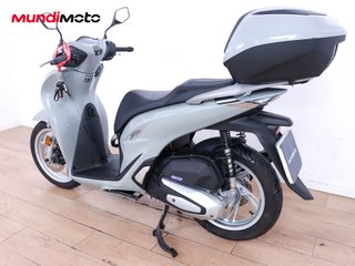 HONDA SCOOPY 125I SH D CONFORT TOPBOX