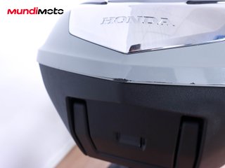 HONDA SCOOPY 125I SH D CONFORT TOPBOX