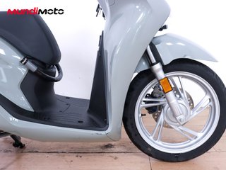 HONDA SCOOPY 125I SH D CONFORT TOPBOX