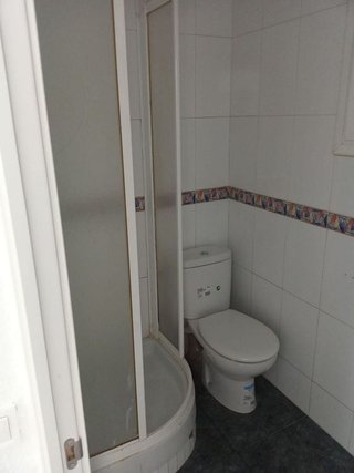 Piso en venta en Fondo en Santa Coloma de Gramanet