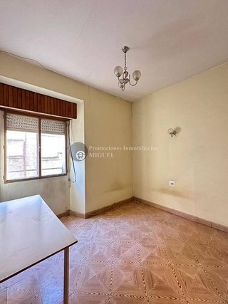 Piso en venta en Verín