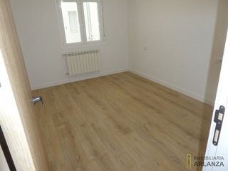 Piso en venta en Fuentecillas - Universidades en Burgos