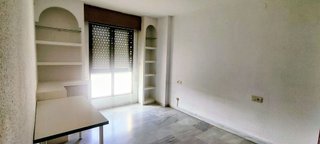 Piso en venta en Pajaritos - Plaza de Toros en Granada