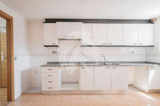 Piso en venta en Piscinas en Villarreal