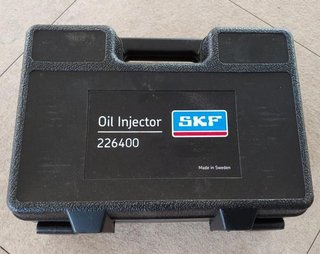 Título sugerido:Kit inyector de aceite SKF 226400