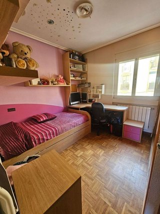 Piso en venta en Universidad - Los Lirios en Logroño