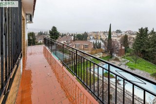 Chalet en venta en Huétor Vega