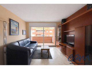 Piso en venta en Poblenou en Pineda de Mar