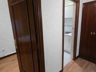 Piso en venta en Pradolongo en Madrid