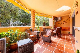 Piso en venta en Sitio de Calahonda en Mijas