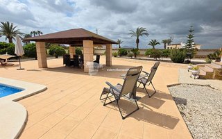 Chalet en venta en Catral