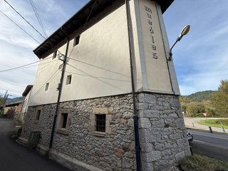 Casa rural en venta en Salas