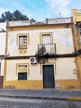 Chalet en venta en Coria del Río