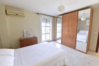 Casa pareada en venta en Benacazón