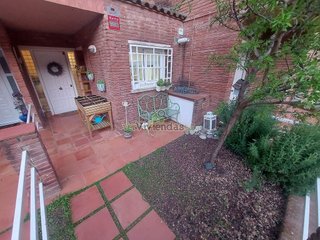 Casa adosada en venta en Vallirana